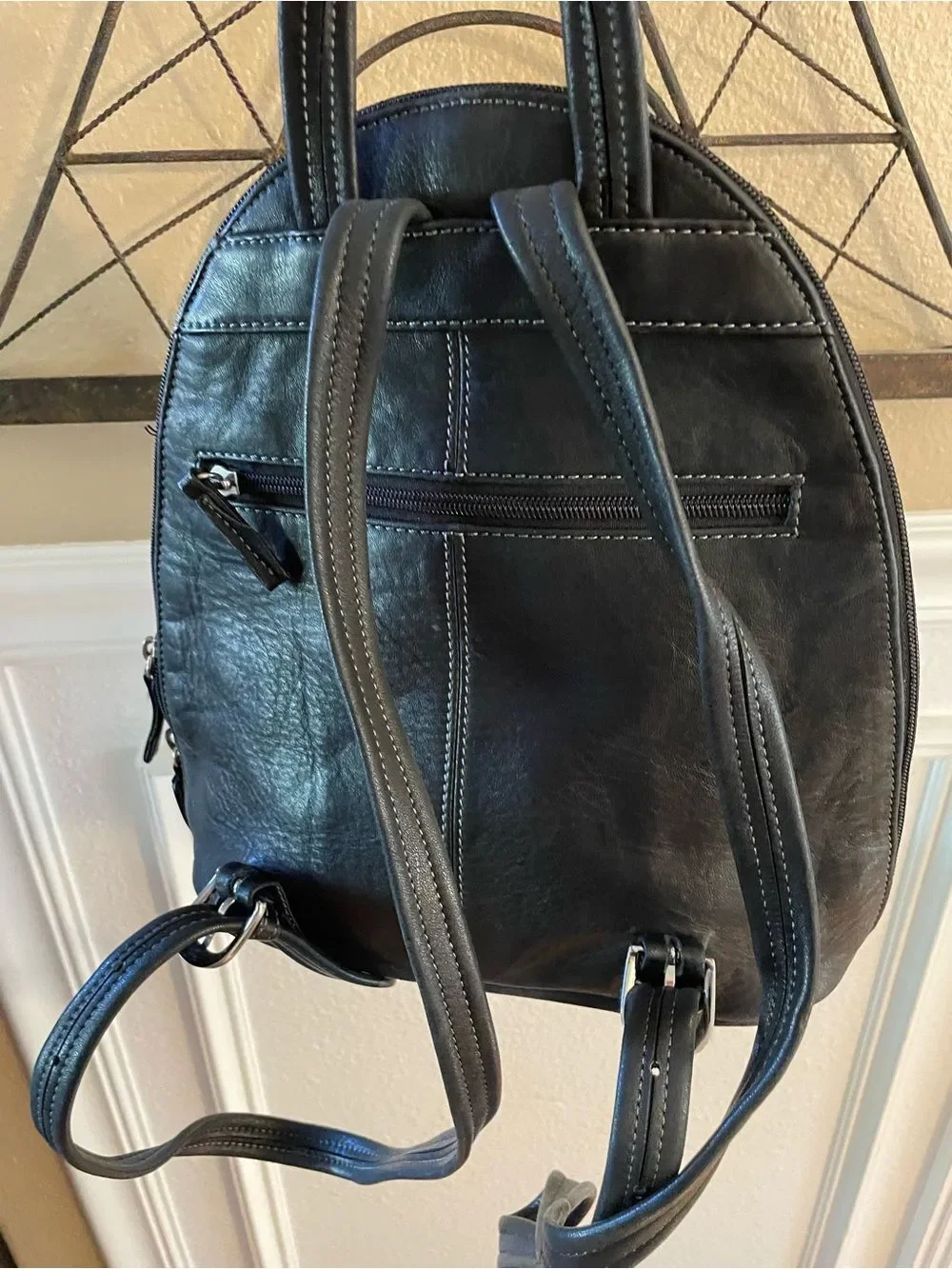 Tignanello Black Leather Women’s Backpack